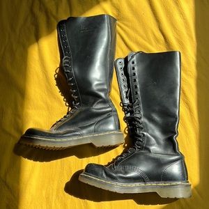 Dr. Martens Original Tall Leather Boot, US Mens 8